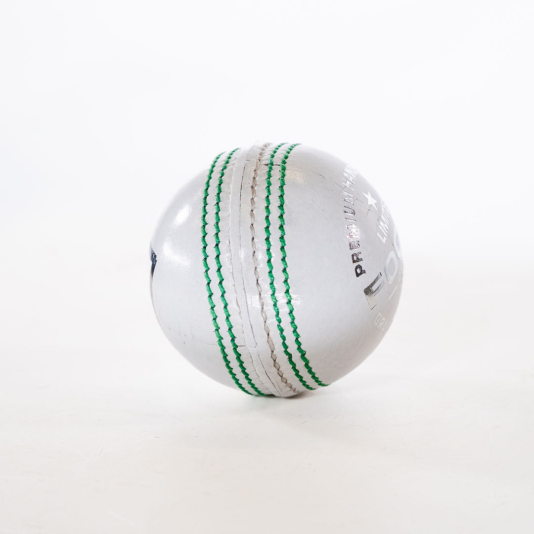Focus SELECT Series Match Ball White 4pc 156g