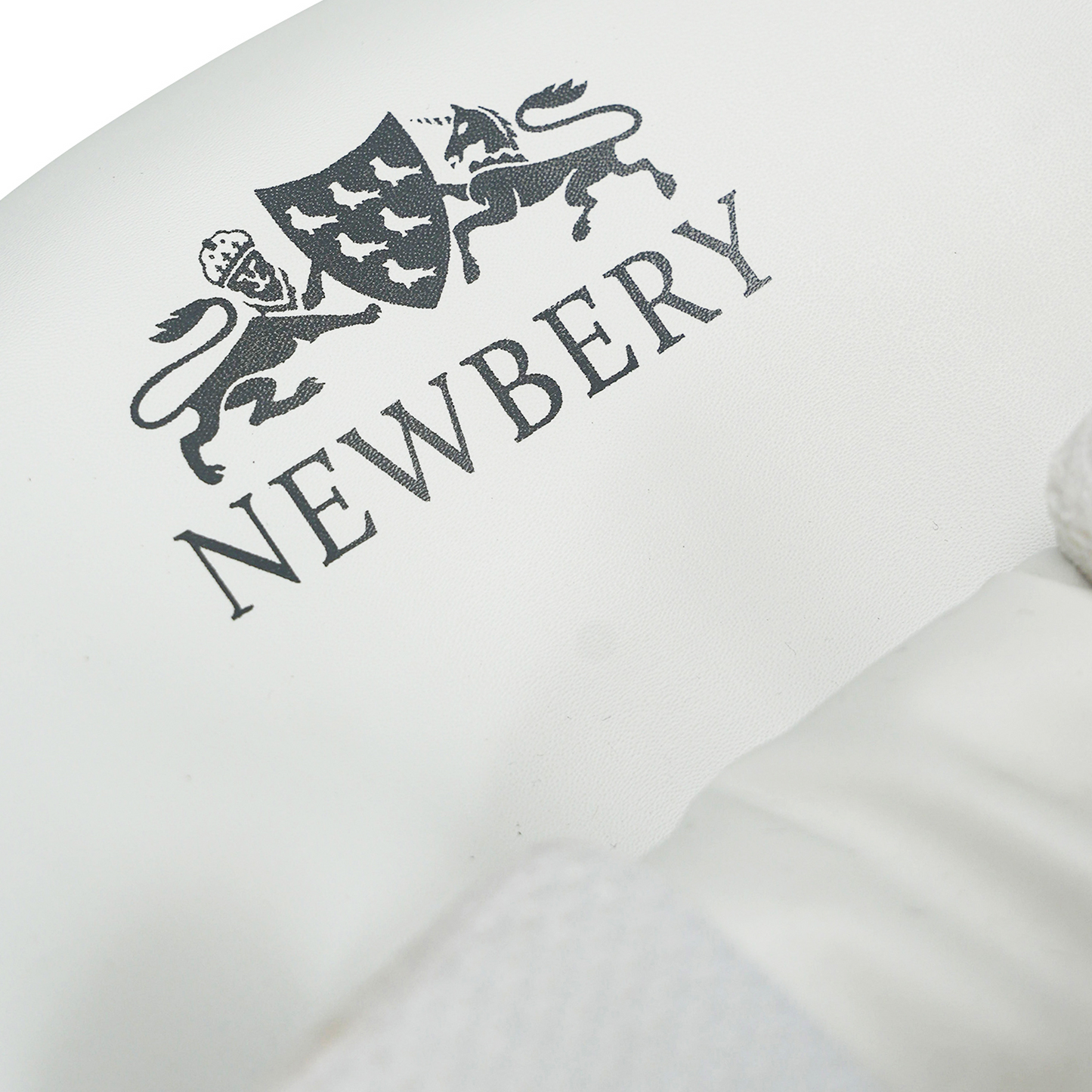 Newbery - Kudos Cricket Batting Pads