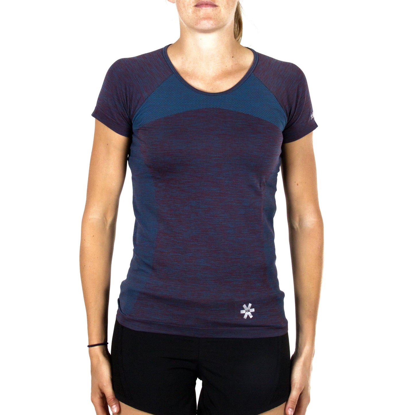 WOMEN TECH KNIT SHORT SLEEVE TEE